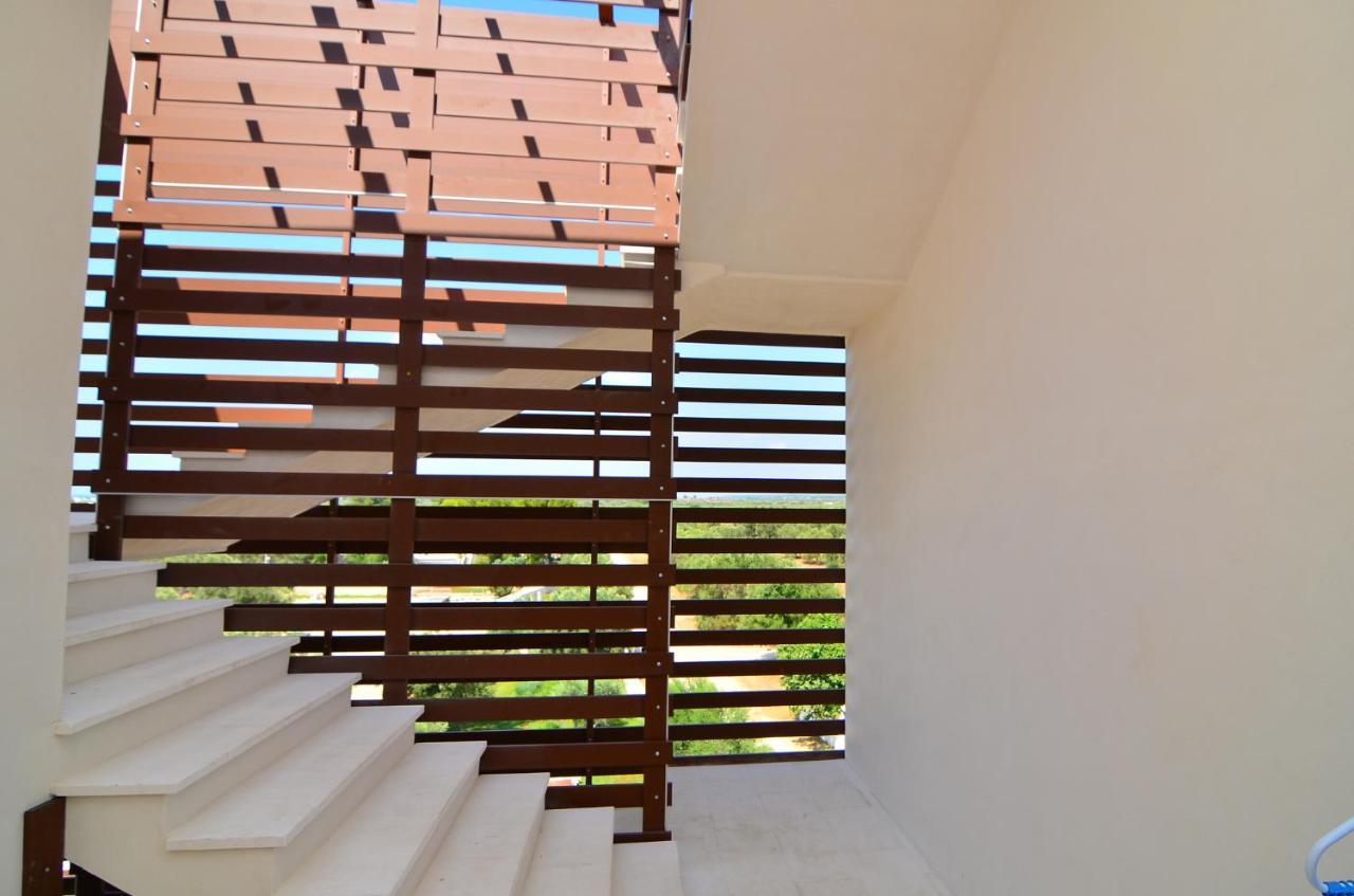 Boomerang Residence Torre Colimena Bagian luar foto